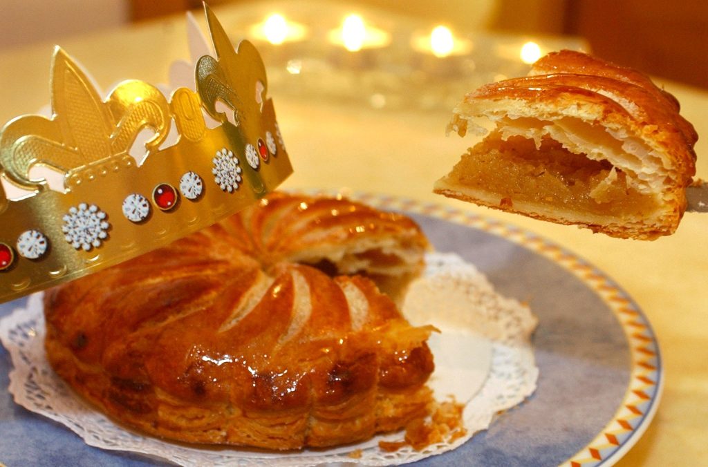 Fliegende Hexen und begossene Wurzeln: Die verrücktesten Bräuche zum Dreikönigstag