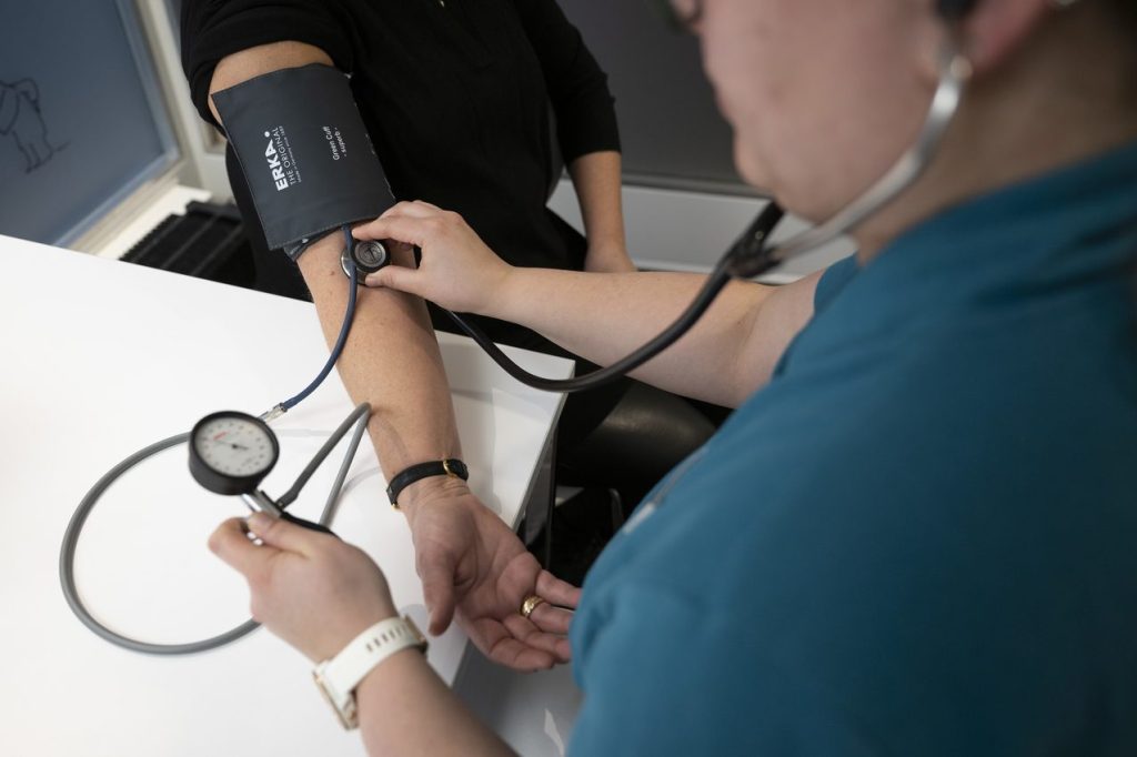 Tiefere Gesundheitskosten haben Inflation gedämpft