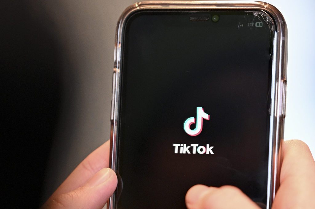Trump stellt Tiktok längere Frist für Verkauf in Aussicht