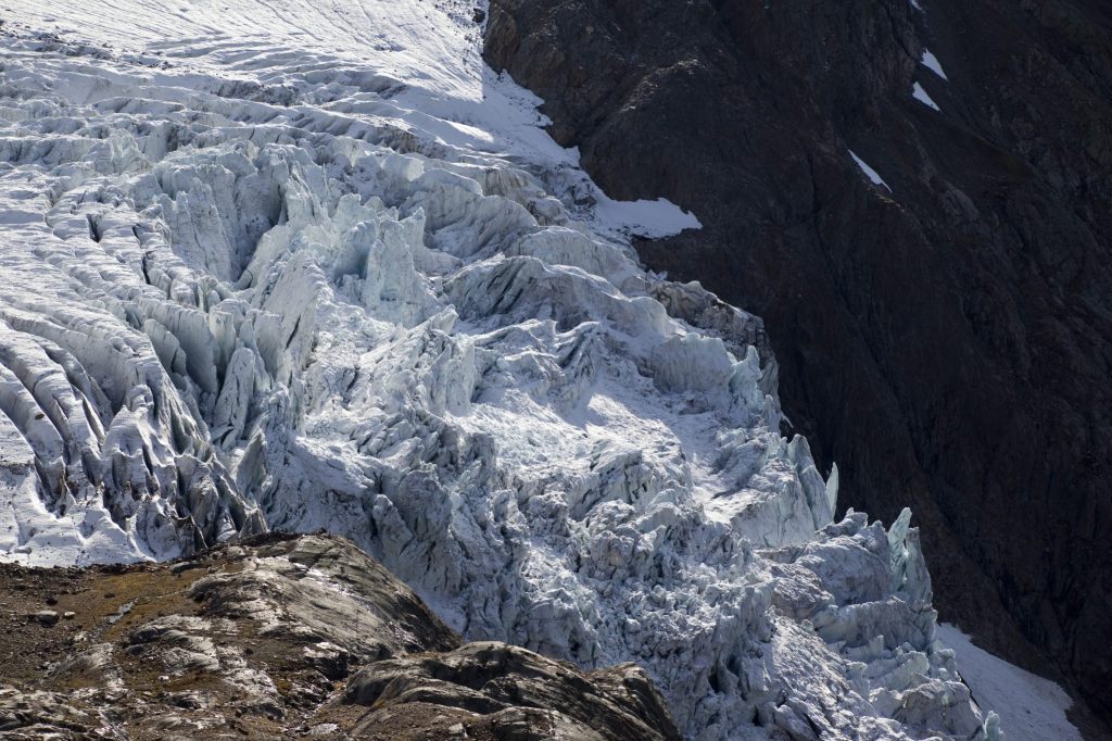 Fünf Prozent des weltweiten Gletschereises sind bereits geschmolzen