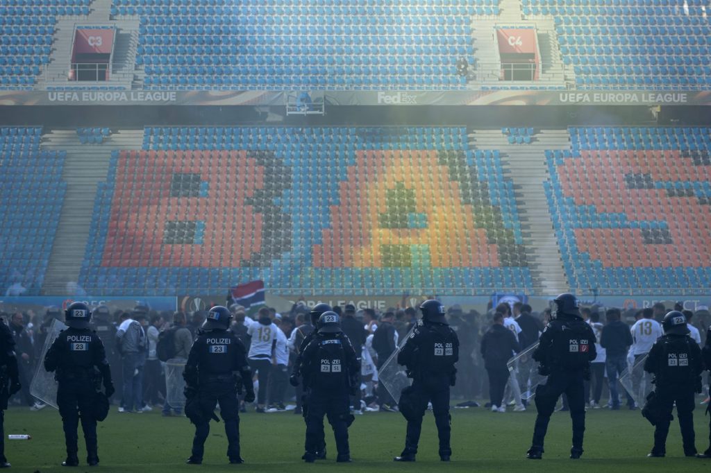 Ein ruhiges Fussballjahr: Polizei meldet weniger Rayon- und Stadionverbote