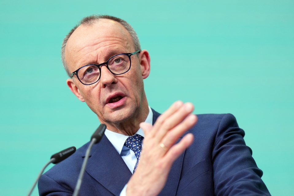 Merz will Koalition mit der SPD ++ Habeck tritt bei den Grünen kürzer