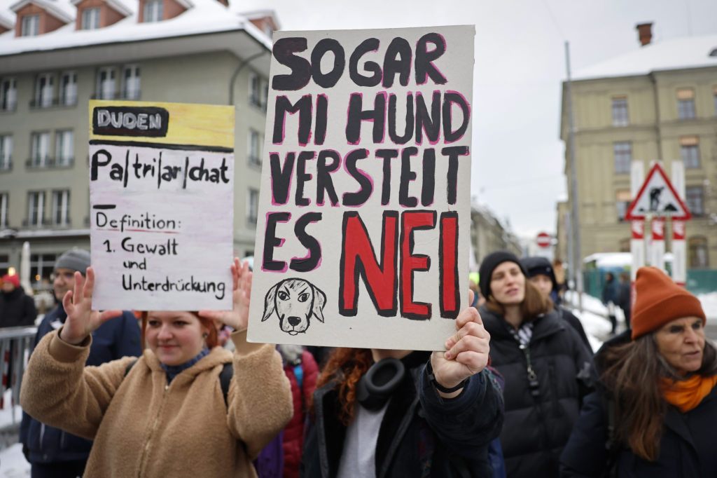 Petition verlangt 350 Millionen Franken für Sicherheit von Frauen