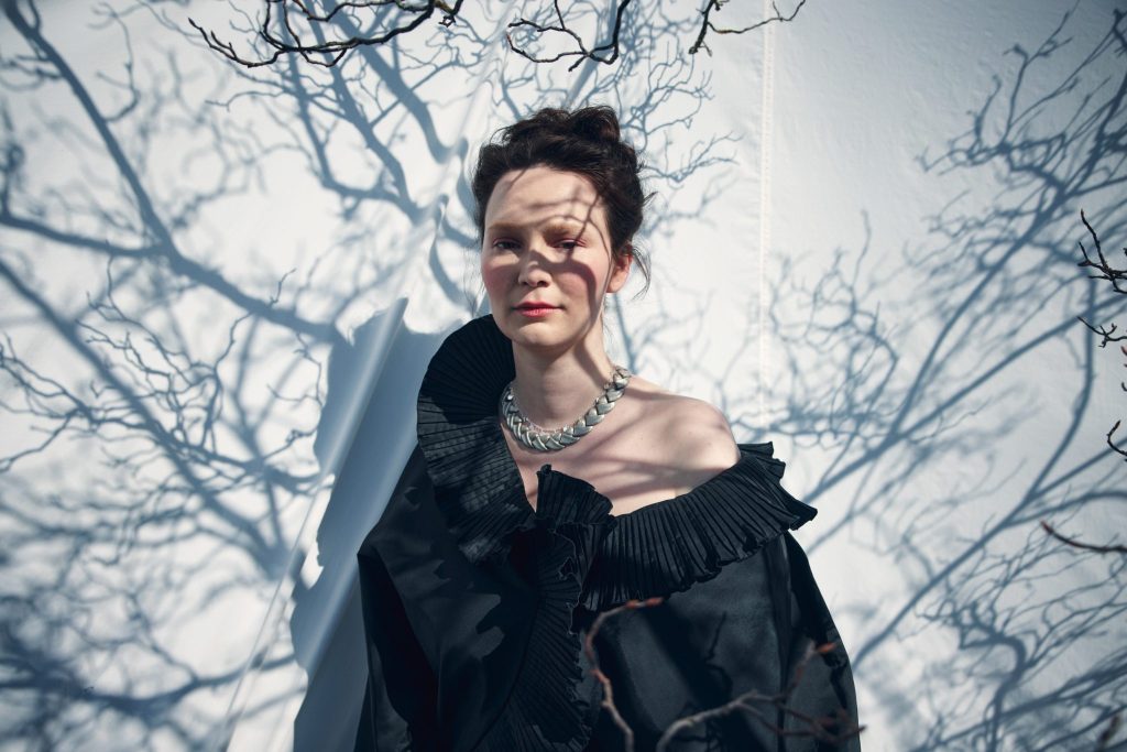 Zoë Më geht mit dem Song «Voyage» für die Schweiz an den ESC