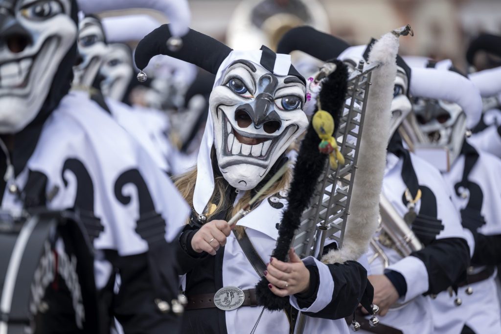 Fasnachts-Comité appelliert wegen Stau am Cortège an die Formationen