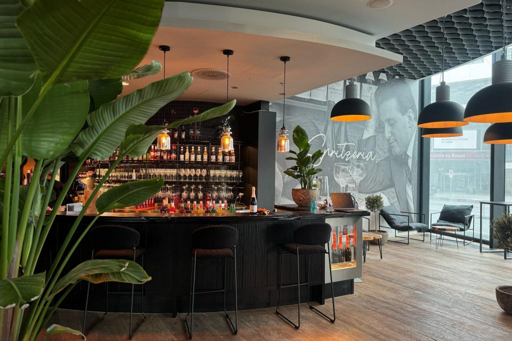 Fiera Bar beim Messeplatz lockt mit verschiedenen Spritz-Kreationen