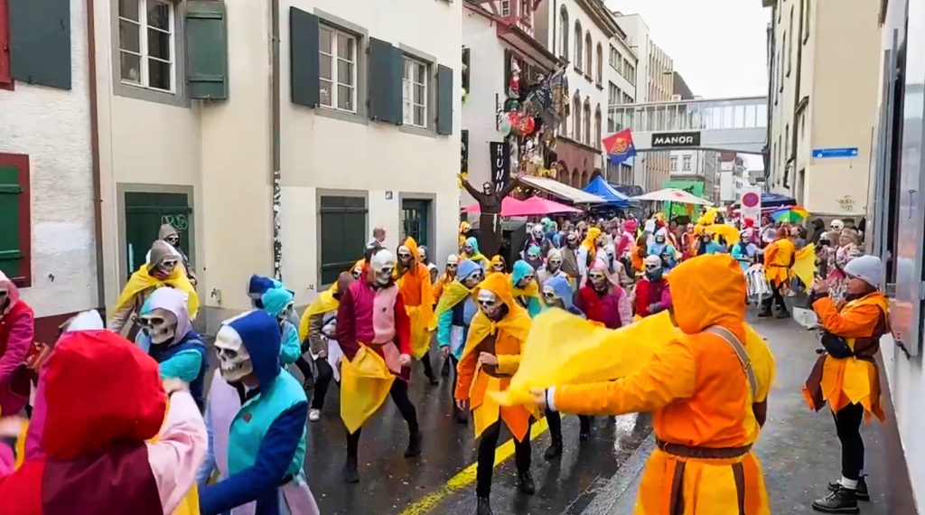 onYva überraschen mit Dootedanz-Performance