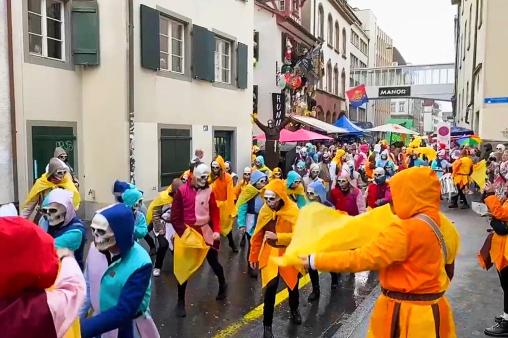 onYva überraschen mit Dootedanz-Performance