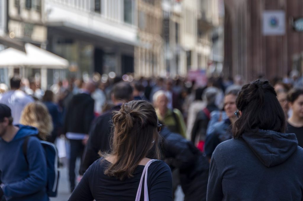 Wohnbevölkerung steigt auf über 9 Millionen Menschen
