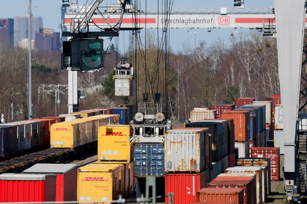 Parteien fordern nach Trump-Ankündigung Reaktion der Schweiz