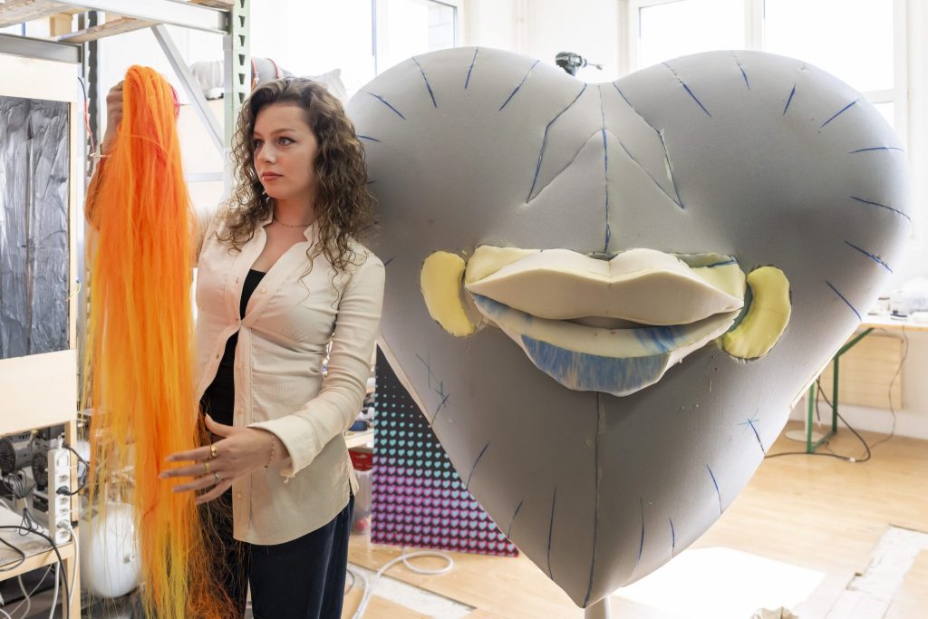 In Gelterkinden nimmt das ESC-Maskottchen Lumo Form an