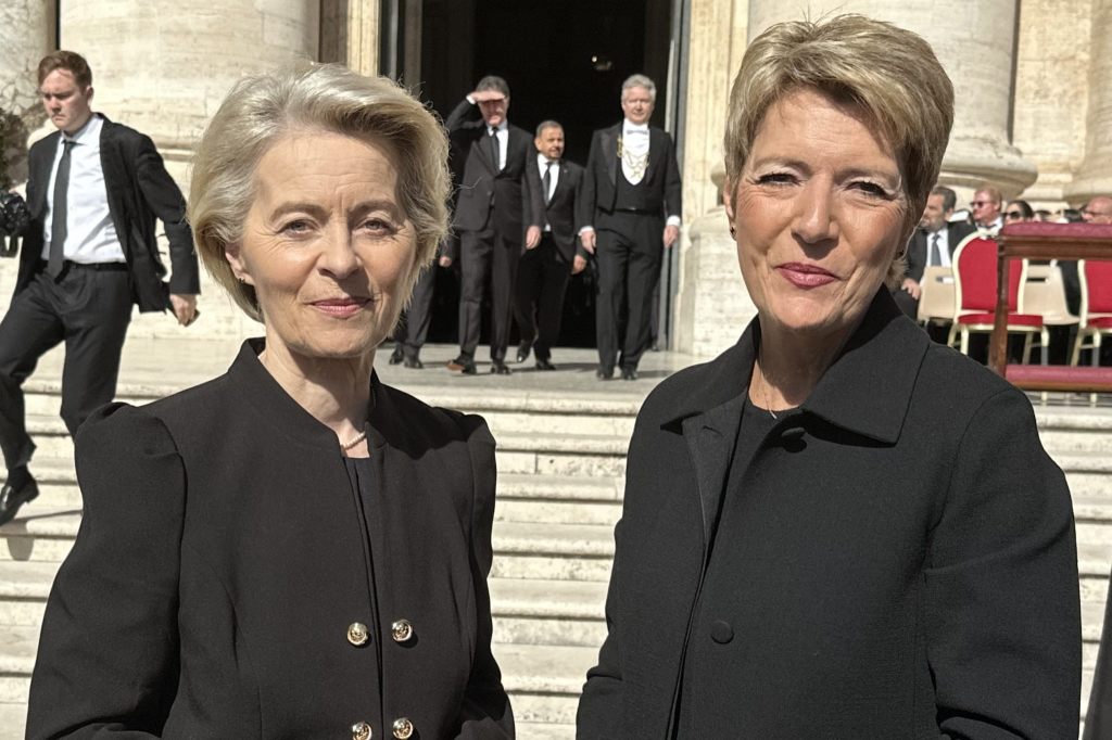 Bundespräsidentin im Vatikan: «Intensive und bewegende Zeremonie»