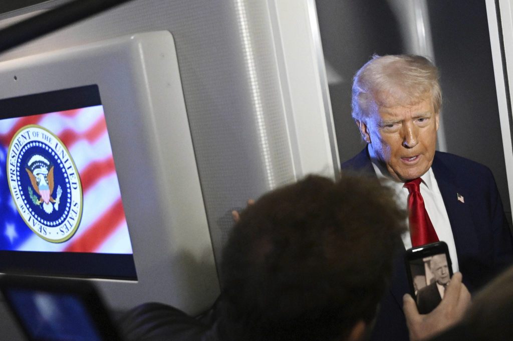 Trump kündigt Zölle auf Pharmaprodukte und Halbleiterchips an