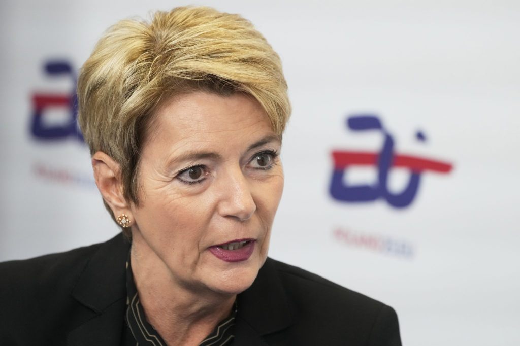 Keller-Sutter und Parmelin zu Gesprächen in Washington eingetroffen