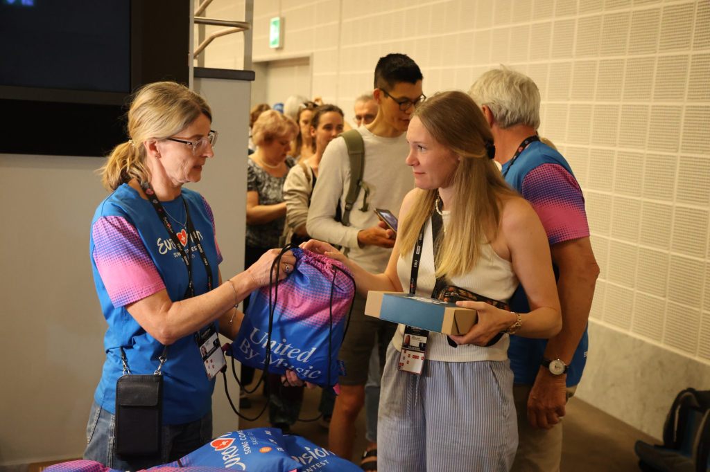 Grossaufgebot der Freiwilligen am ESC