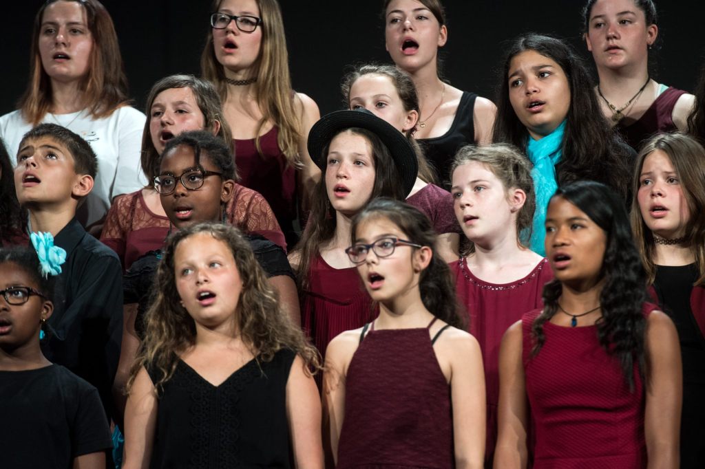 Auftakt zum Jugendchor-Festival in Basel mit Bundesrat Jans