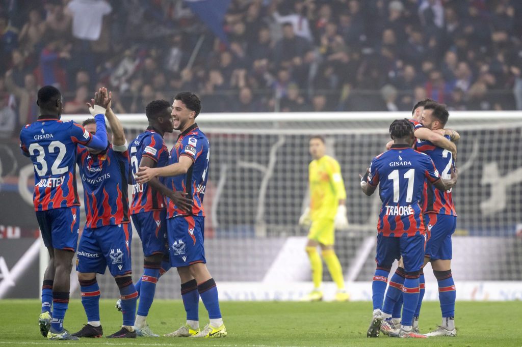 Der FC Basel ist auf Meisterkurs