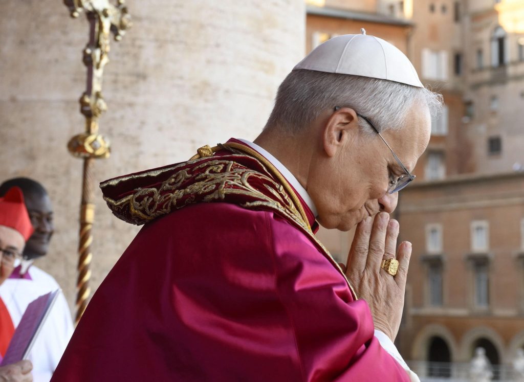 Robert Francis Prevost zum Papst gewählt