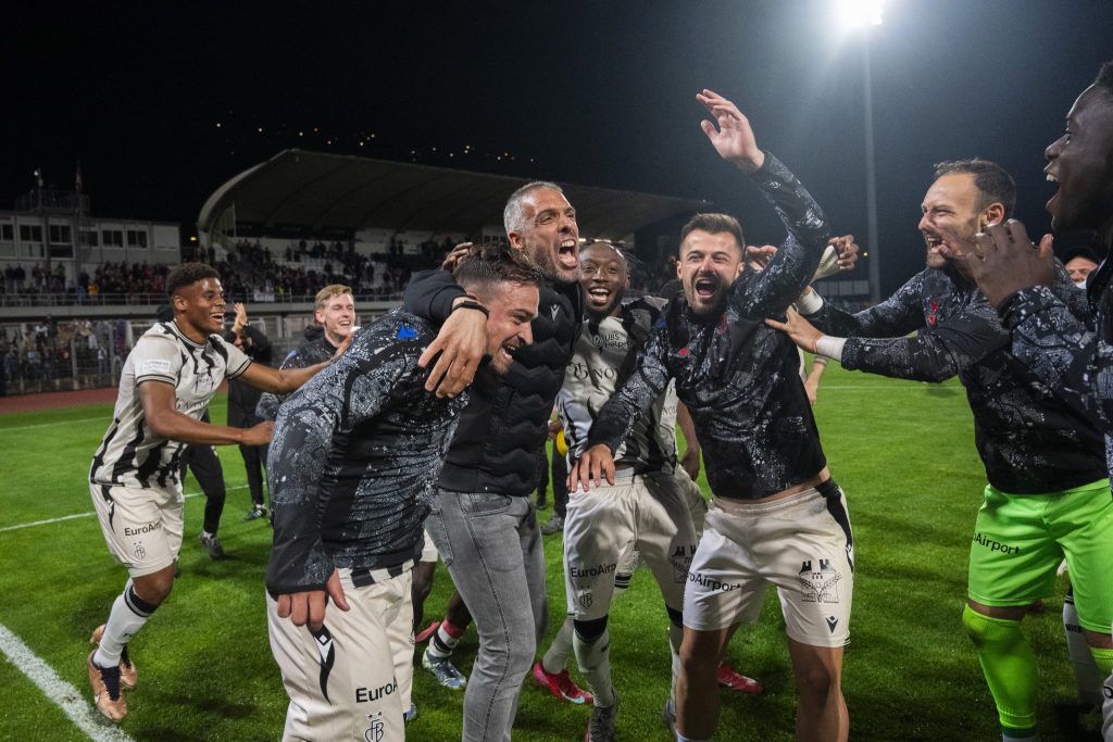 Nun spricht es auch Celestini aus: «Wir sind Meister, ich will den Barfi sehen!»