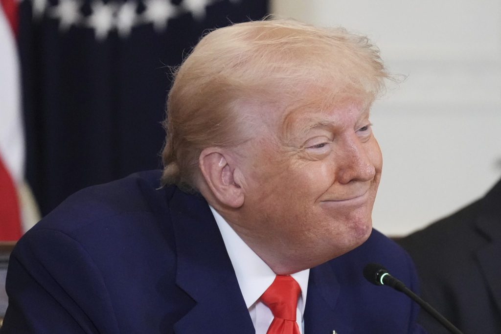 Trump droht mit 50-Prozent-Zöllen auf EU-Waren