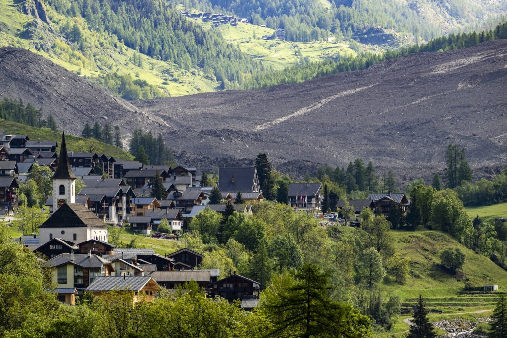 Solidaritätsbekundungen mit Bergsturz-Opfern im Lötschental