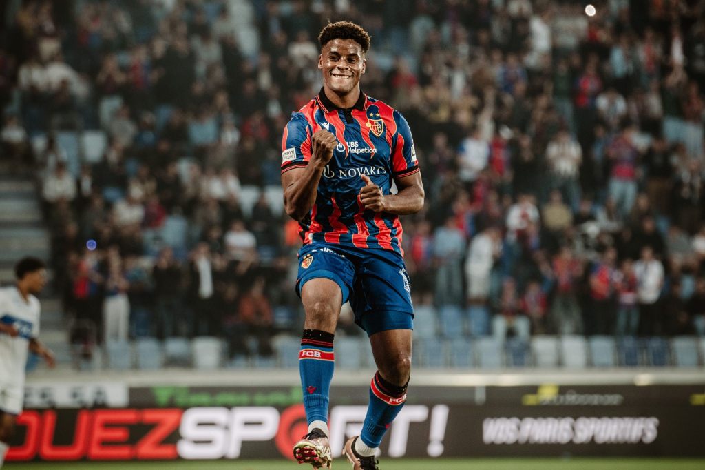 Meisterlicher Auftritt trotz Rochade: FCB gewinnt in Lausanne mit 3:2