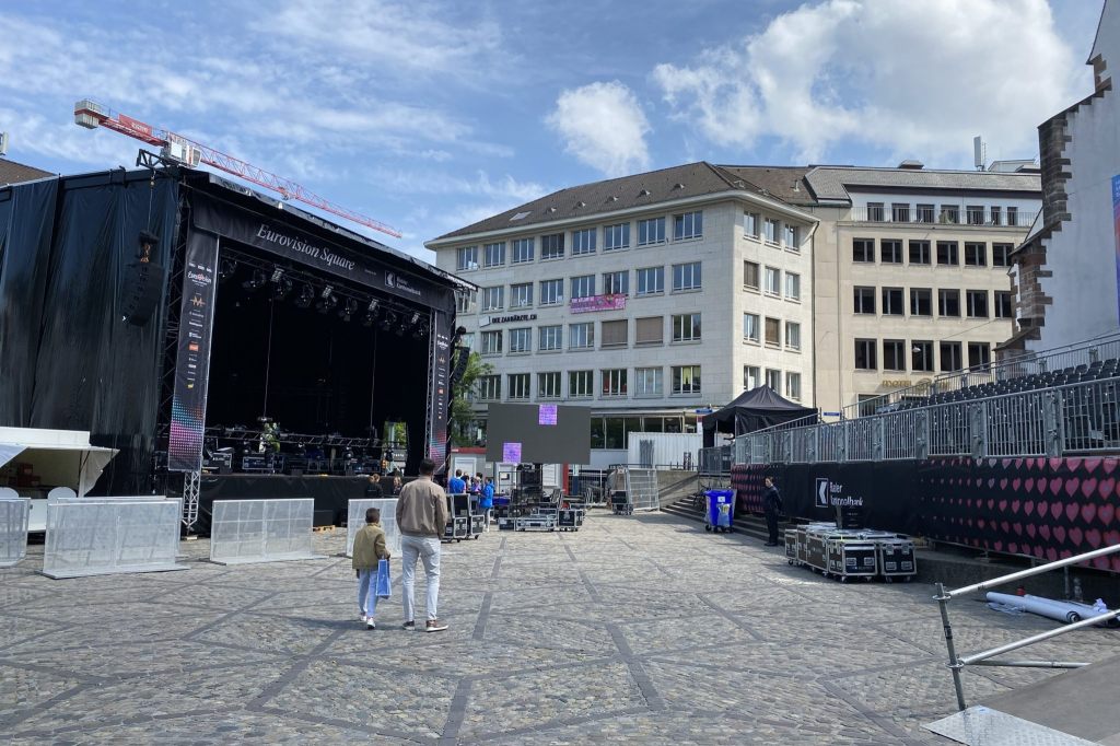 Der Barfi verwandelt sich in den Eurovision Square