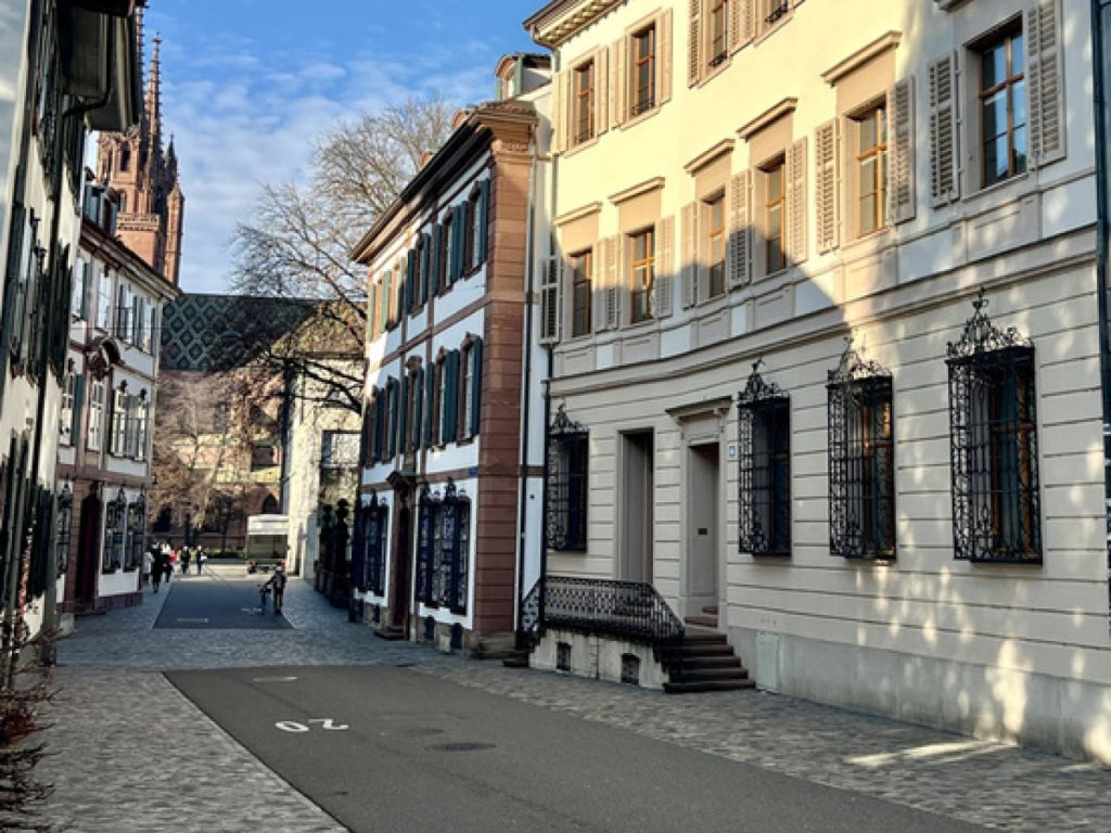 Basel Social Club in ehemaligen Bankliegenschaften im Stadtzentrum