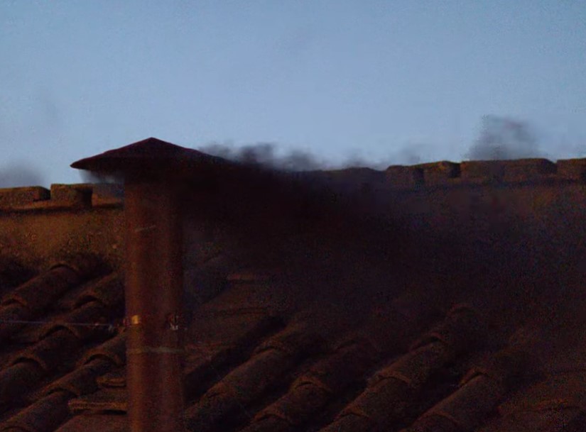 Schwarzer Rauch: Noch ist kein Papst gewählt