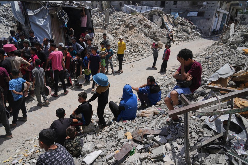 Israel lässt wieder Hilfsgüter in den Gazastreifen