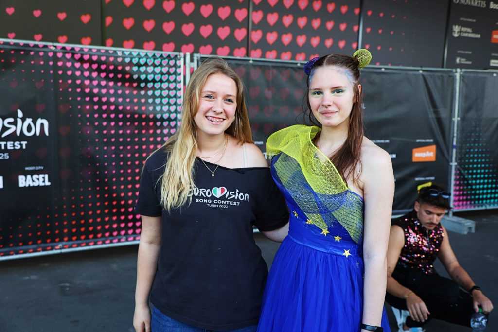 ESC-Fans vor Halbfinal: «Wir kommen aus Ländern, die in Ruhe leben wollen»