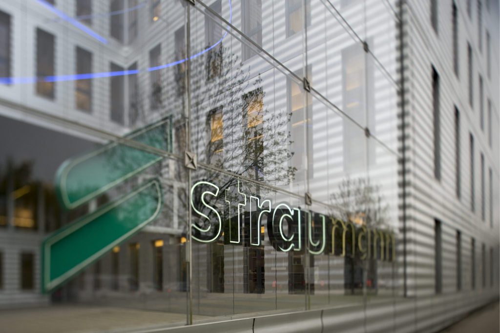 Straumann baut in Villeret hunderte Stellen ab