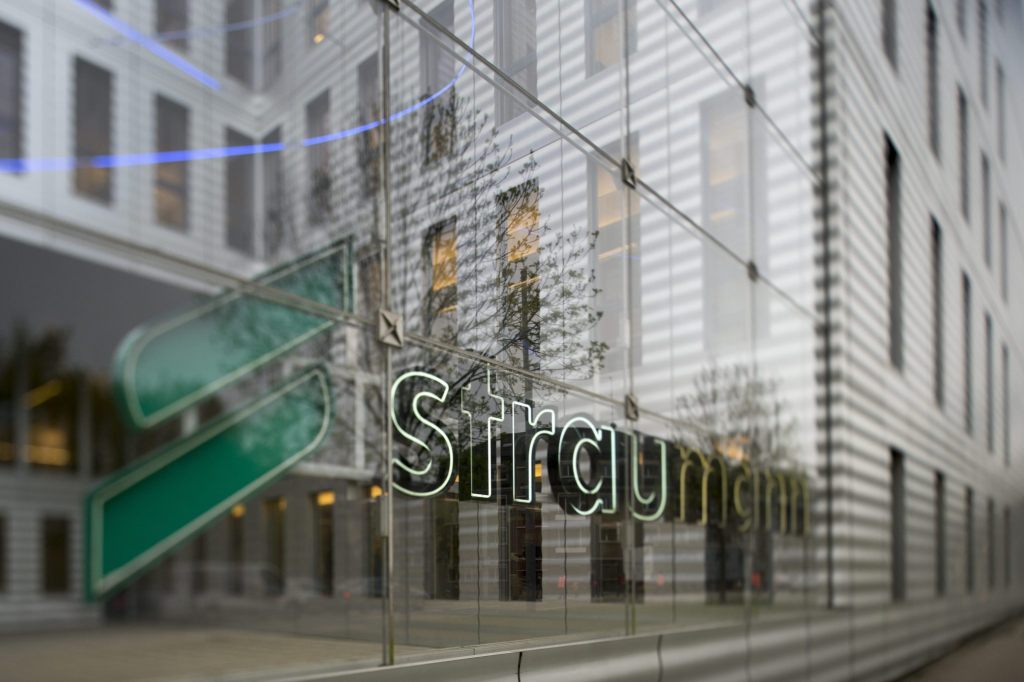 Straumann baut in Villeret hunderte Stellen ab