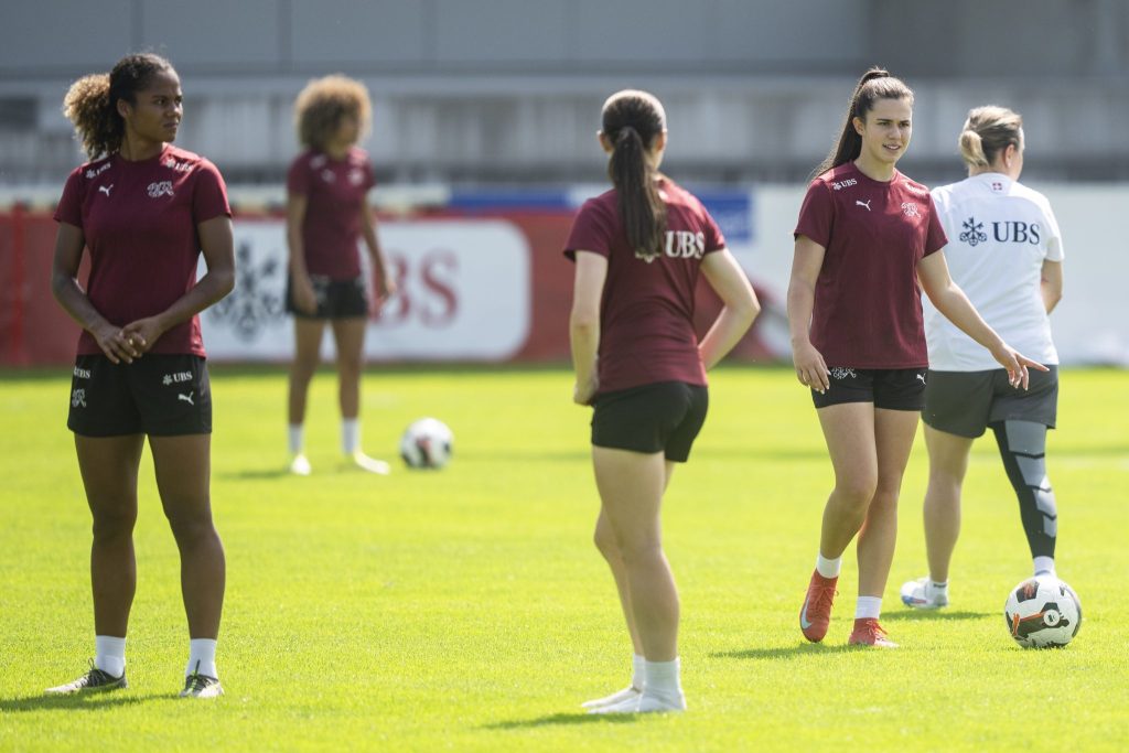 Fans geben das EM-Kader bekannt