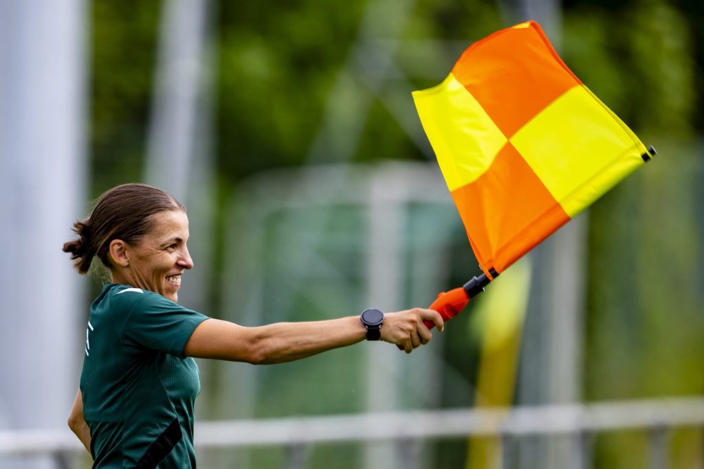 Vorsicht vor gefälschten EM-Trikots