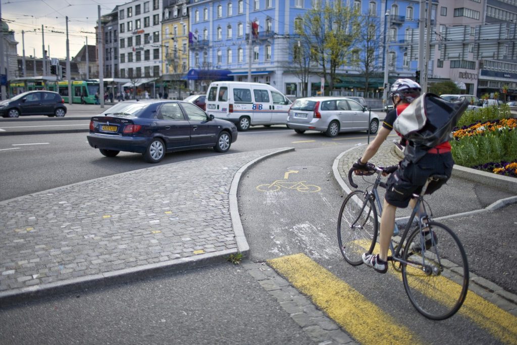 Mehr Autos auf Basler Strassen sorgen für Diskussionen