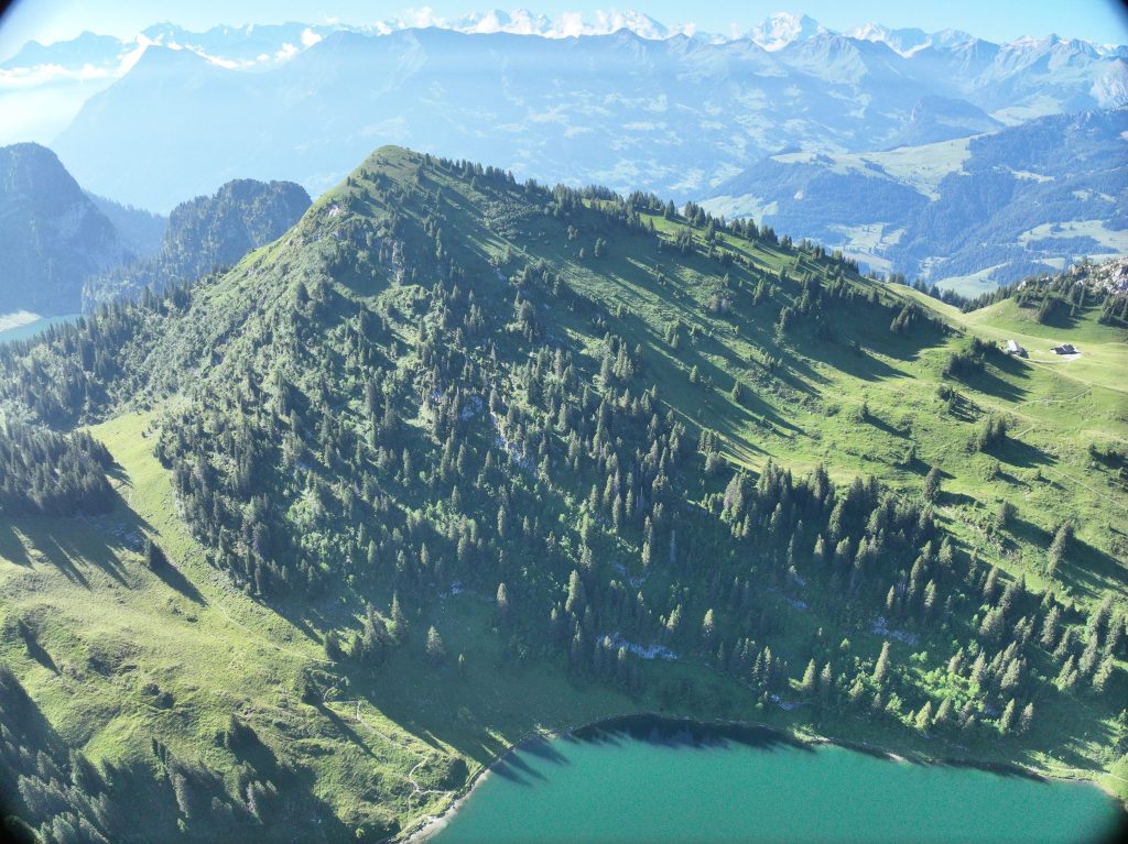 55-Jähriger verunfallt bei Wanderung im Simmental tödlich