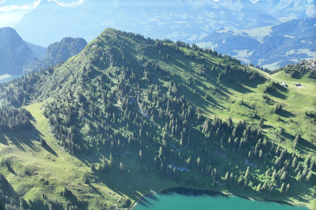 55-Jähriger verunfallt bei Wanderung im Simmental tödlich