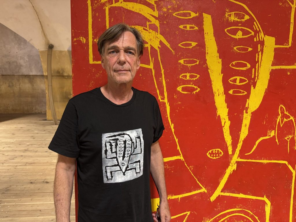 40 Jahre alt und über zwei Meter hoch – Das steckt hinter der Ausstellung im Filter 4