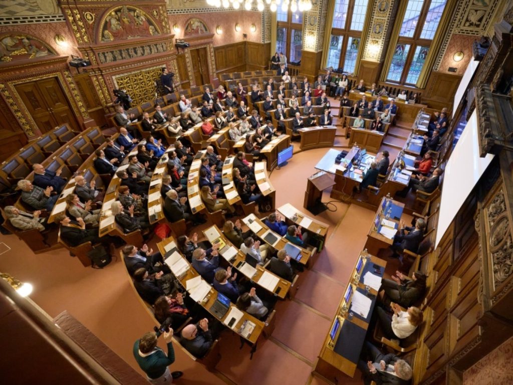 Das Basler Ratsbüro wird auf die Zahl der Fraktionen angepasst