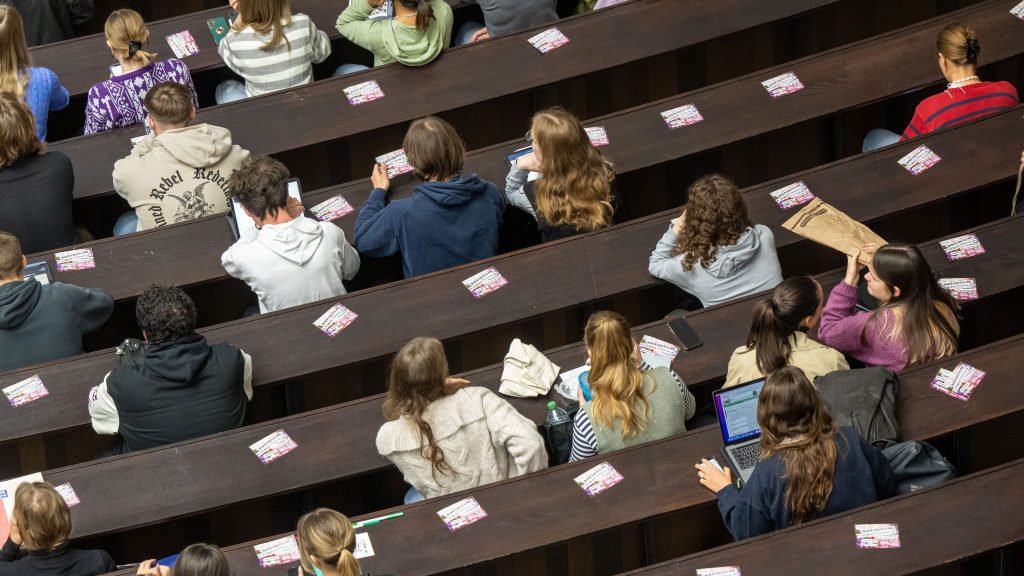 Wer lange studiert, soll doppelt bezahlen
