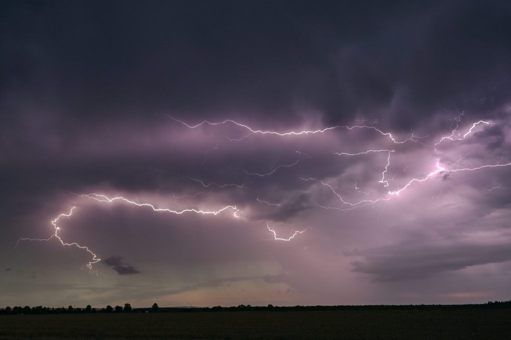 Unwetter in der Schweiz: Murgänge und Waldbrände