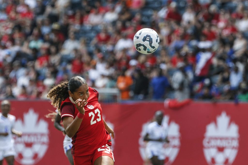 Kanadierin Olivia Smith wird zum Rekord-Transfer im Frauenfussball