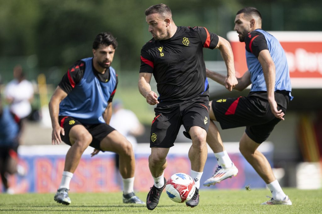 Der FC Basel geht mit einigen Fragezeichen in die neue Saison