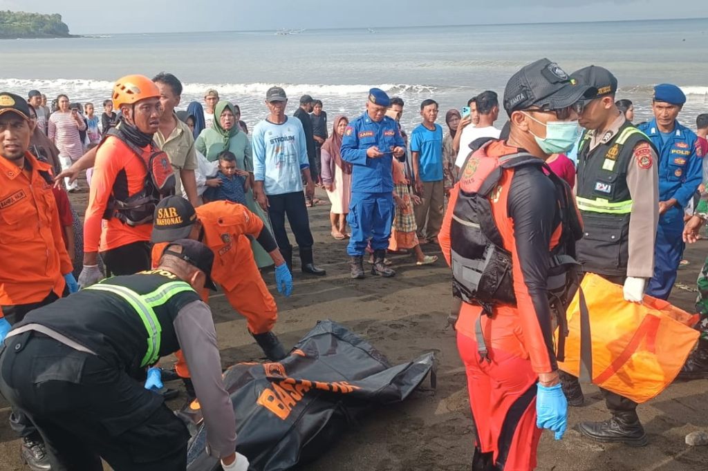 Mindestens vier Tote bei Fährunglück nahe Bali