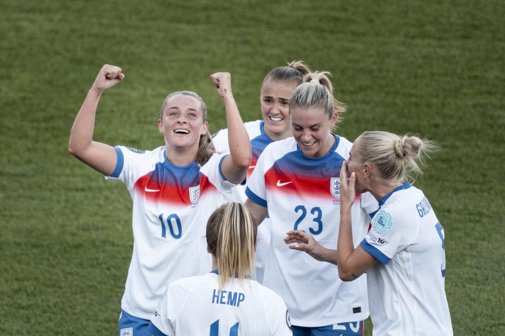 England schlägt die Niederlande mit 4:0