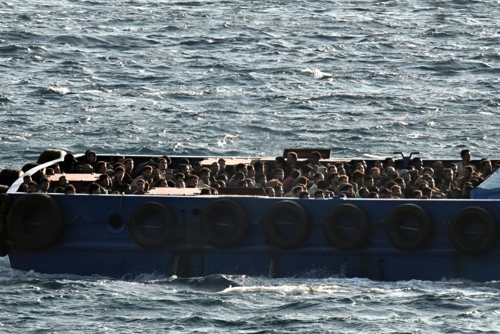 Griechenland setzt Asylverfahren für Migranten aus Nordafrika aus