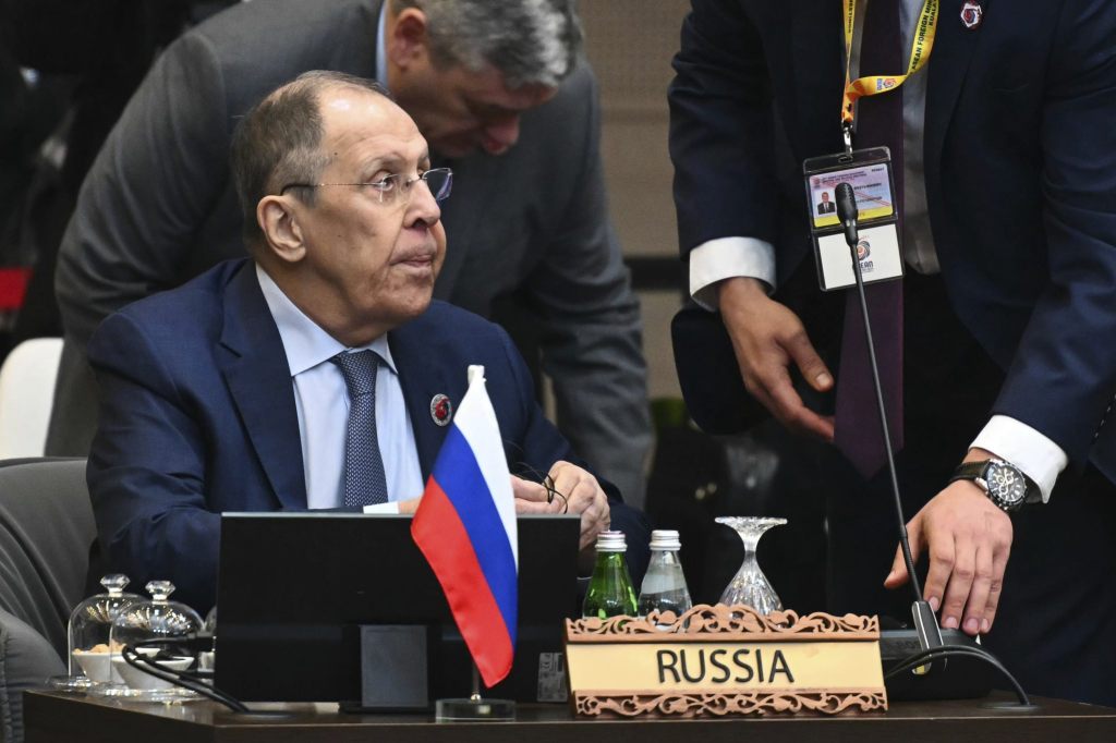 Lawrow wirft Merz antirussische Nazi-Parolen vor