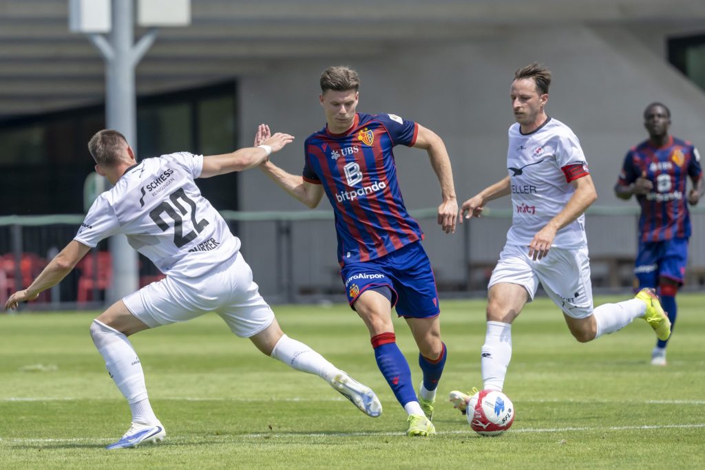 Der FC Basel geht mit einigen Fragezeichen in die neue Saison