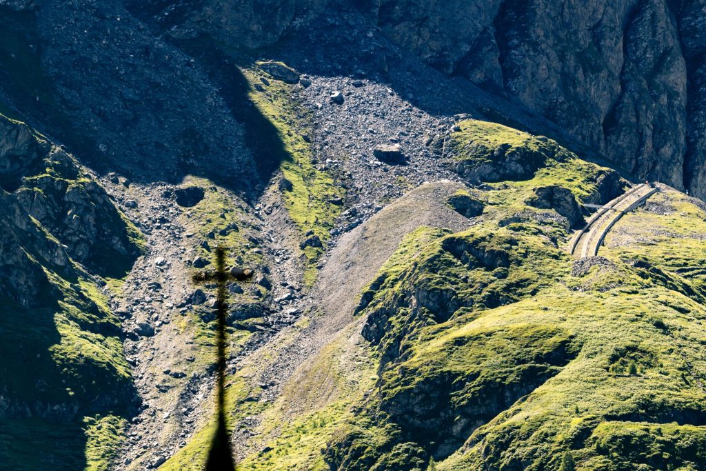 Felsstürze beeinträchtigen Tourismus bei Staumauer Grande Dixence
